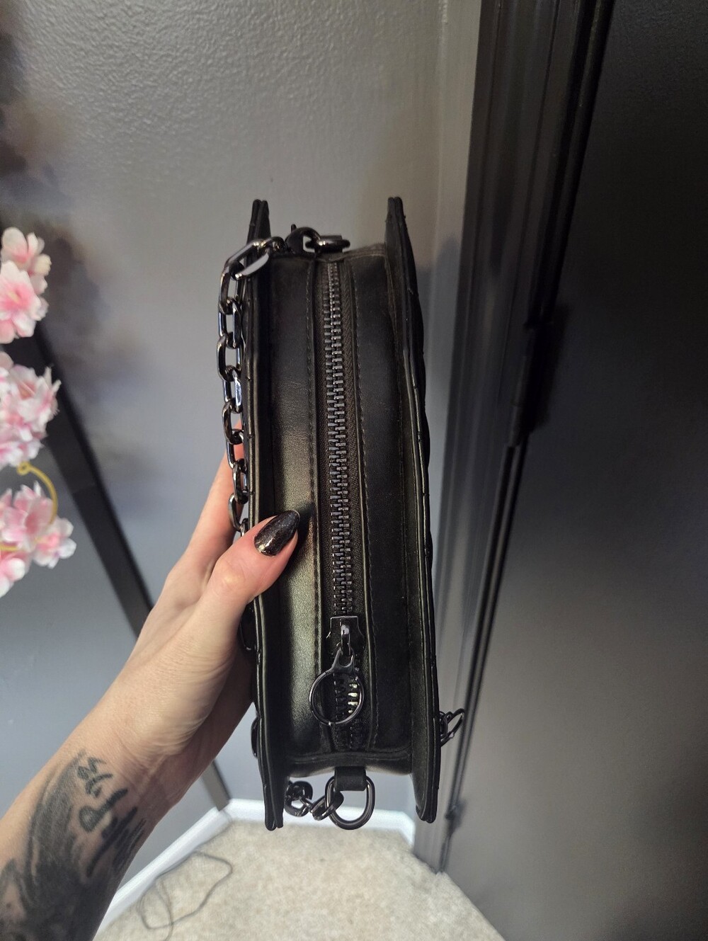 Foxblood Coffin Purse - Picture 4 of 5
